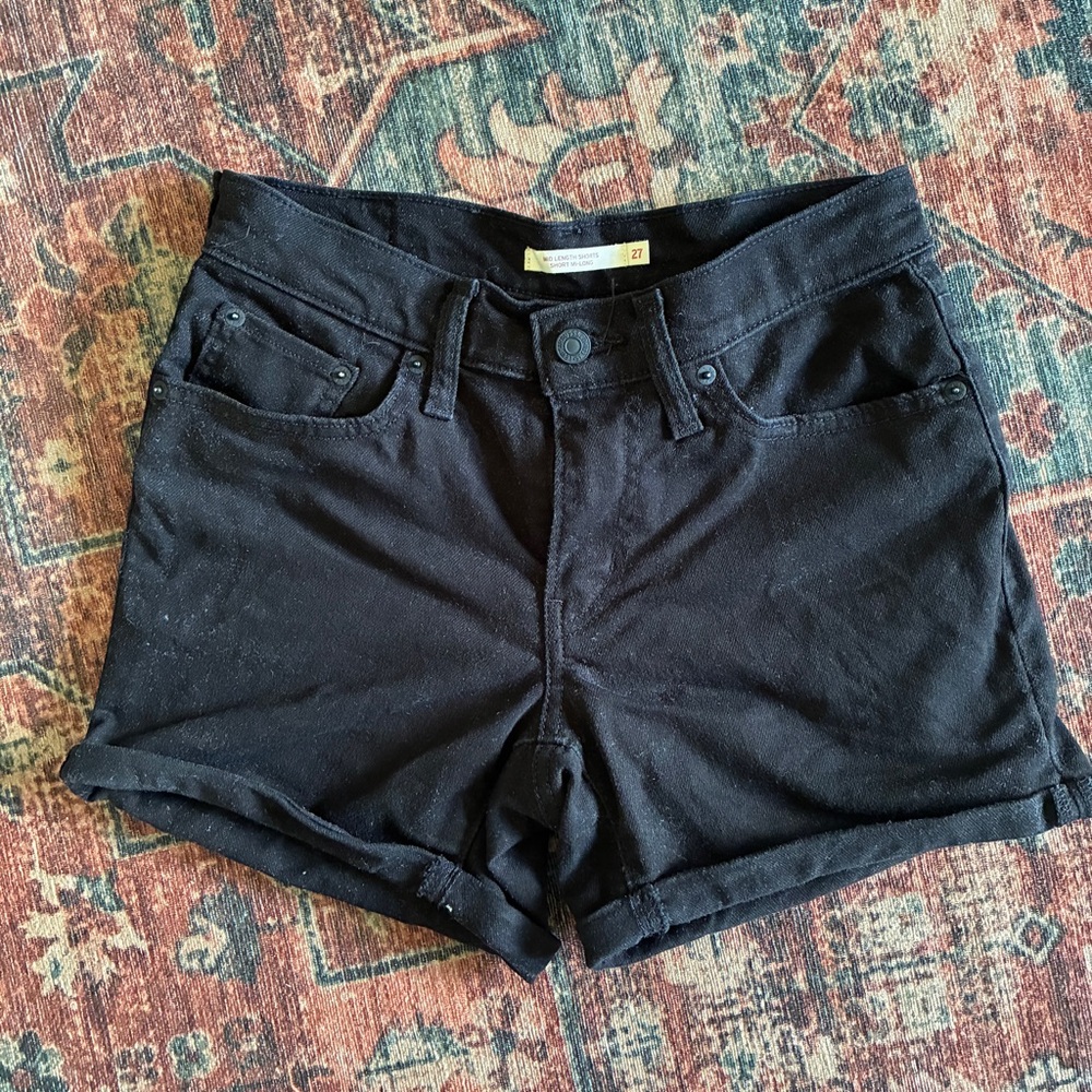 Levi’s Black Midi Jean Shorts
